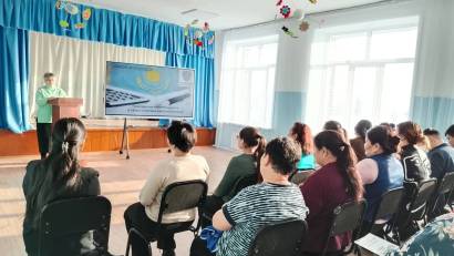 2026 жылғы 13 қаңтарда "Озерный жалпы орта білім беретін мектебі" КММ «Заң және тәртіп» айлығы аясында ата-аналар мен ұстздар арасында Салық және салық салу бойынша азаматтық жауапкершілікті дамыту туралы ақпараттық-түсіндіру әңгіме өткізілді. 